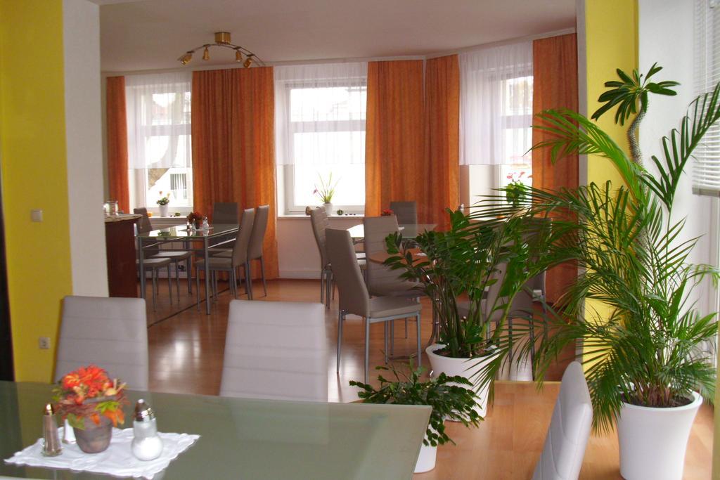 Pension Am Renner Dresden Buitenkant foto