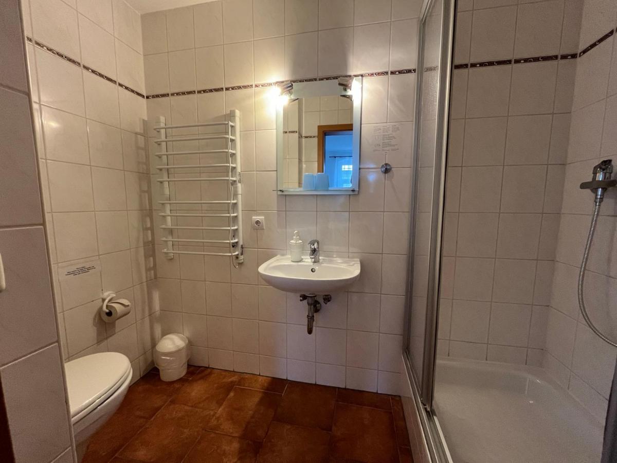 Pension Am Renner Dresden Buitenkant foto