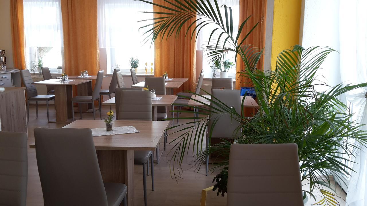Pension Am Renner Dresden Buitenkant foto